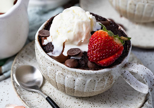 Valentine's chocolate mud cake
