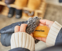 hand warmer inside glove to keep warm in winter