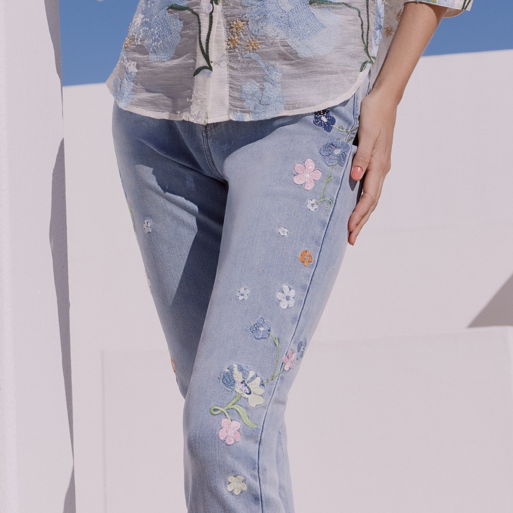 Cath.Nic Smart Casual Denim Capris - Ladies Floral Embellished Woven Denim Capri